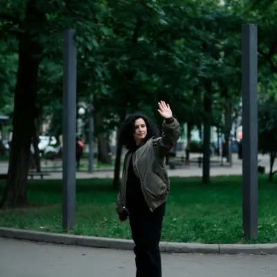 Нарине, 31