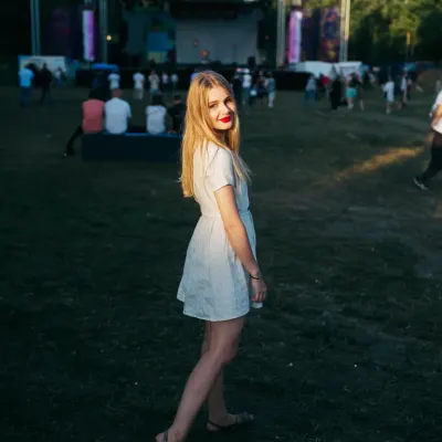 Алиса, 21